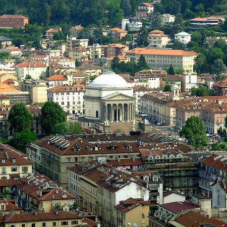 Casa Petrarca Bed & Breakfast Turin Exterior photo
