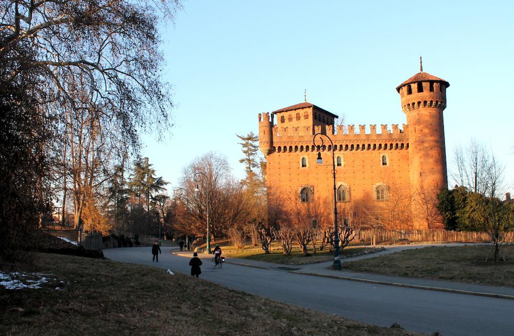Casa Petrarca Bed & Breakfast Turin Exterior photo