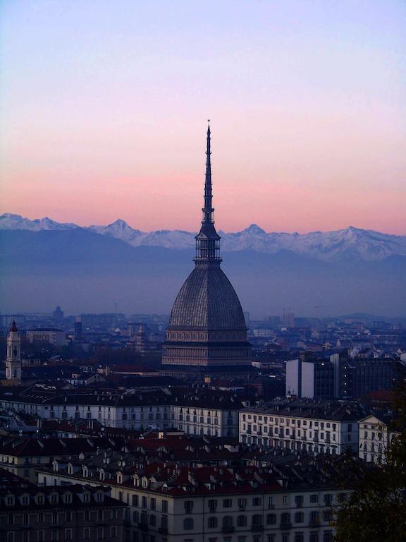 Casa Petrarca Bed & Breakfast Turin Exterior photo